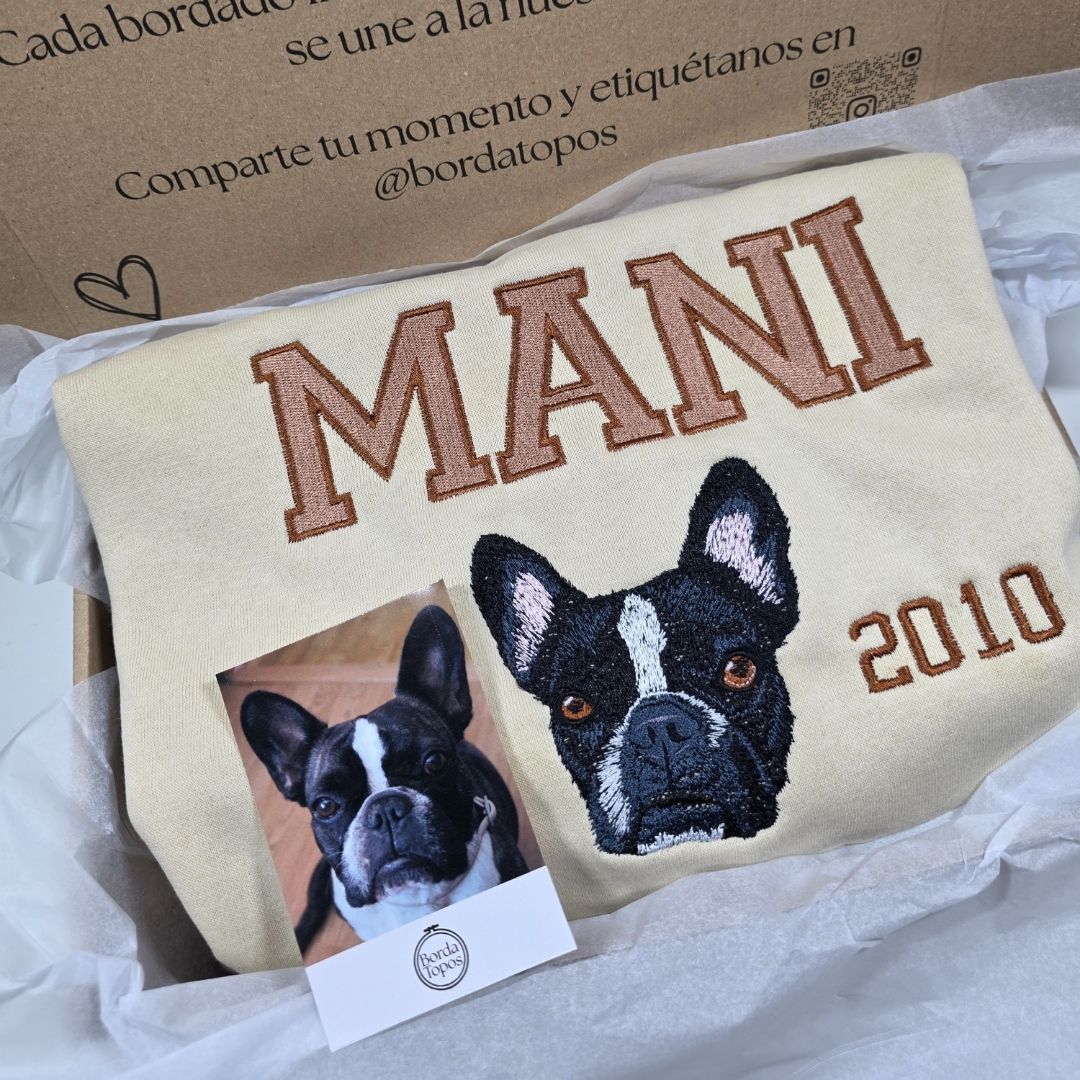 Nombre y fecha UNA Mascota Personalizada – Camiseta, Sudadera o Sudadera con Capucha