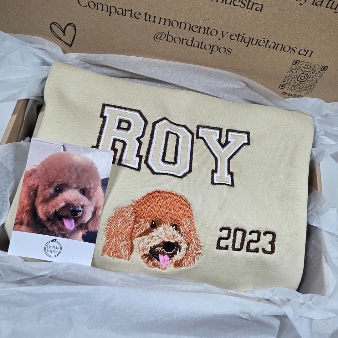 Nombre y fecha UNA Mascota Personalizada – Camiseta, Sudadera o Sudadera con Capucha