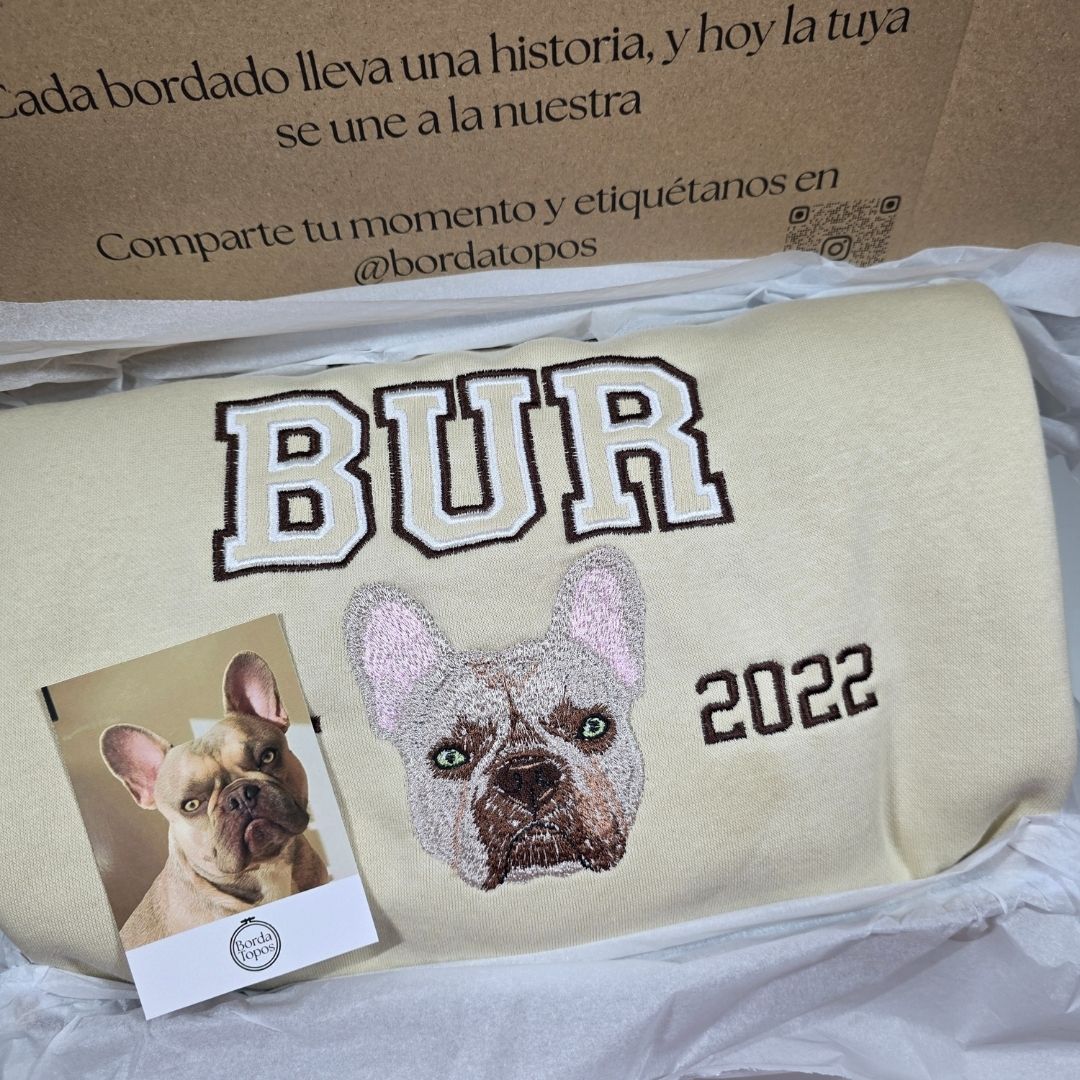 Nombre y fecha UNA Mascota Personalizada – Camiseta, Sudadera o Sudadera con Capucha