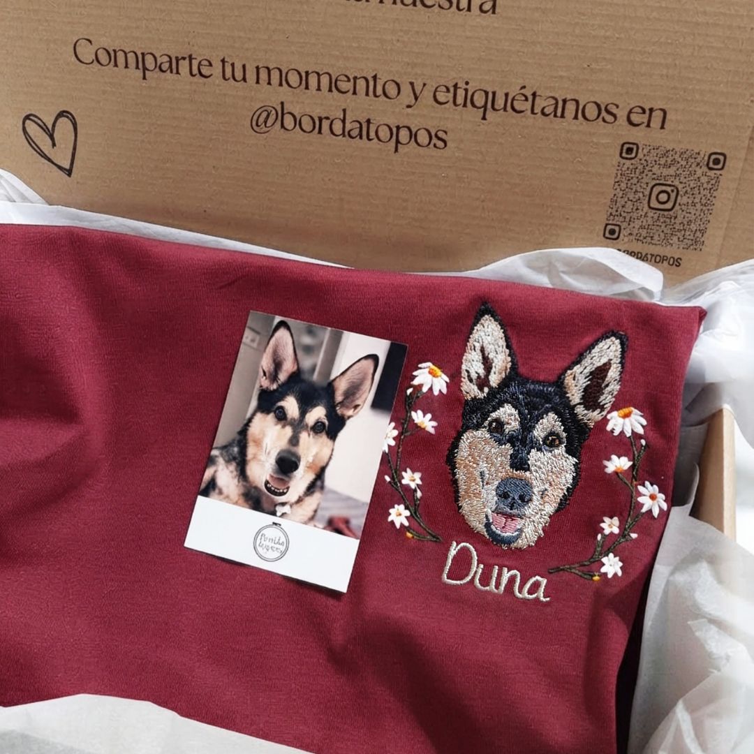 Mascota Personalizada Flores – Camiseta, Sudadera o Sudadera con Capucha