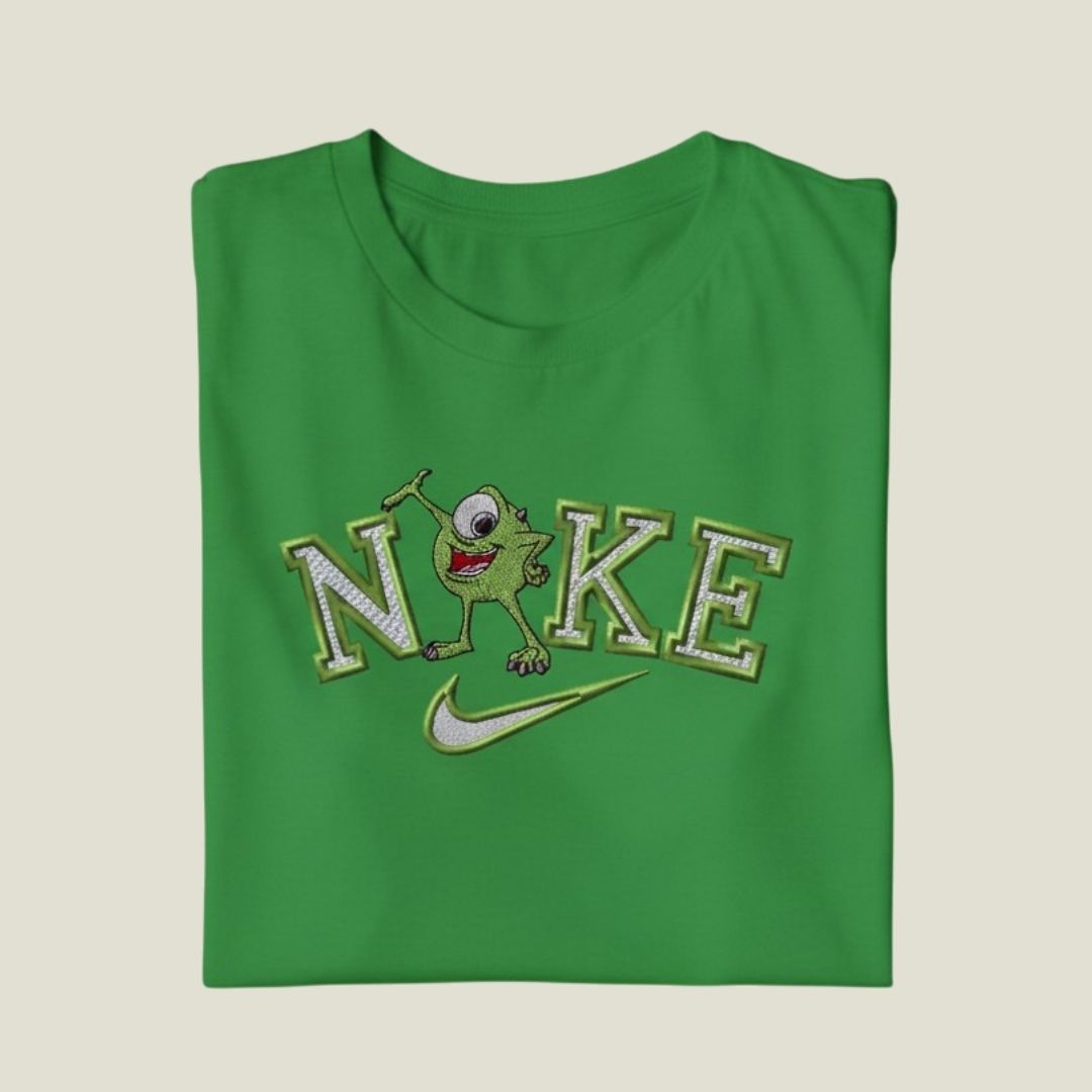 Camiseta Monstruos SA N*KE