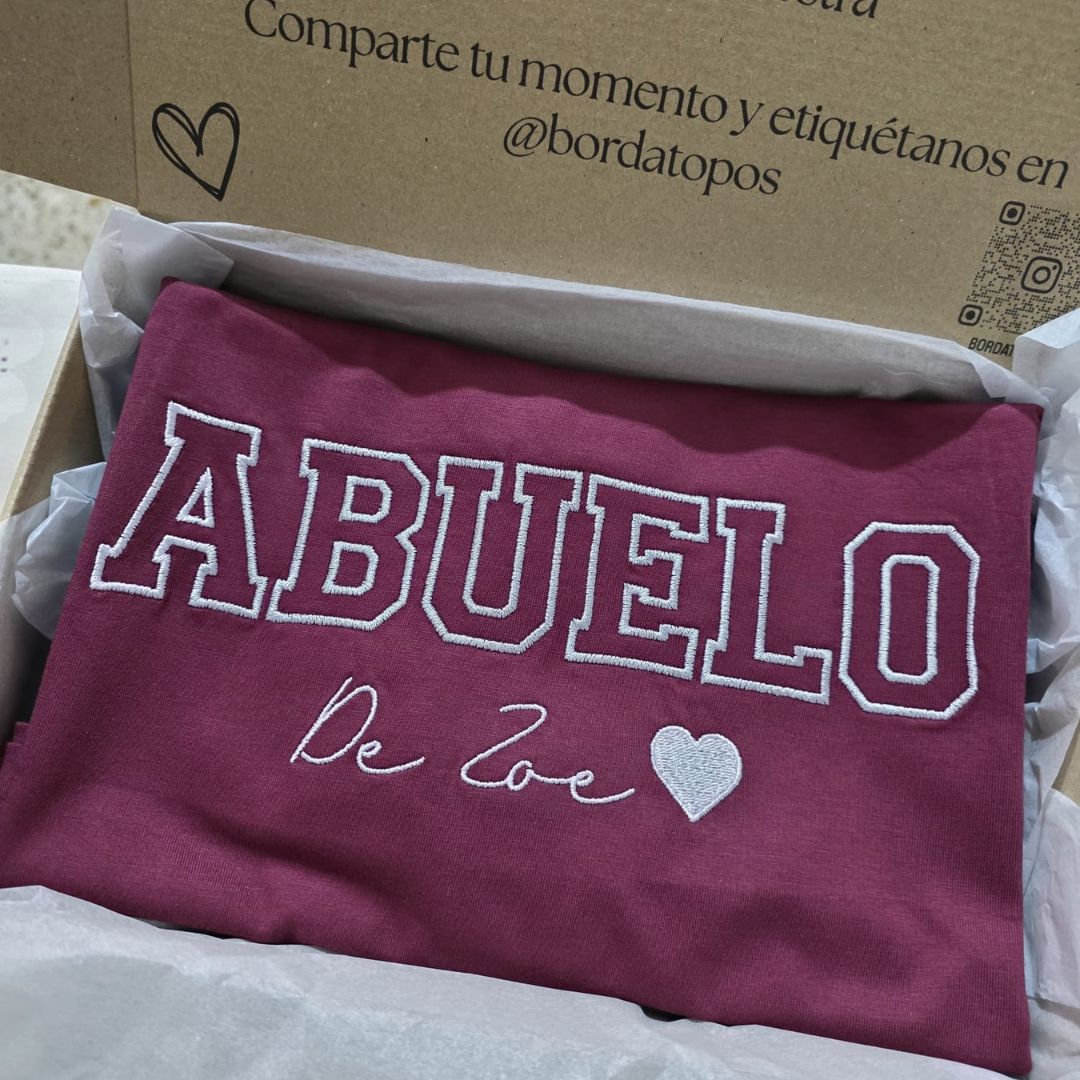 “MAMÁ / PAPÁ” con Nombre | Camiseta, Sudadera o Sudadera Capucha
