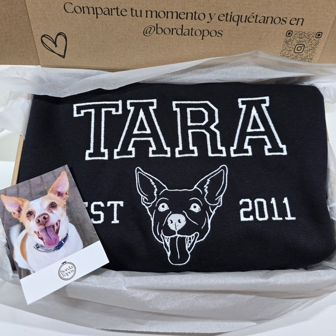 Nombre y fecha UNA Mascota Personalizada – Camiseta, Sudadera o Sudadera con Capucha